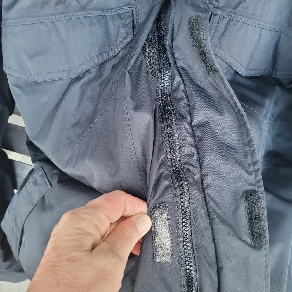 Mountain Hardwear Down Jacket DryQ - Picture 12 of 16